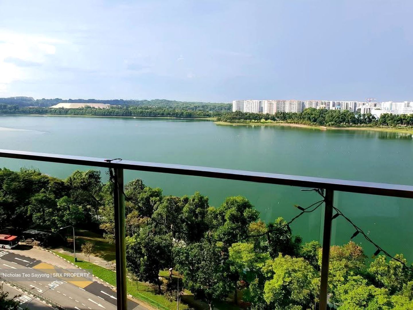 Waterfront Gold (D16), Condominium #634525931